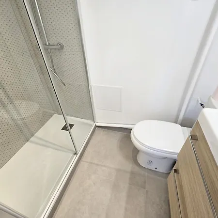 Gregbnb - 17m2 - Terrasse - Clim - Ouest - 4 アパート *